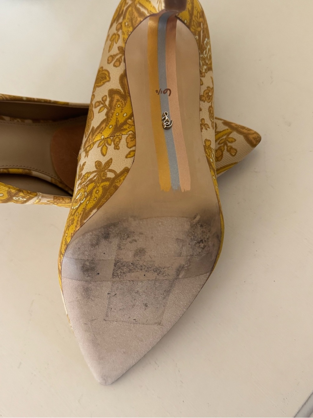 Sam Edelman Women’s Yellow Floral Pointed-Toe Pumps - Picture 7 of 7